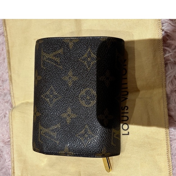 Louis Vuitton wallet - Picture 12 of 12
